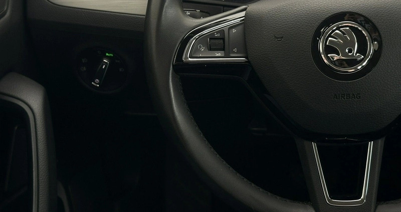 Skoda Superb cena 99900 przebieg: 135160, rok produkcji 2019 z Mogilno małe 781